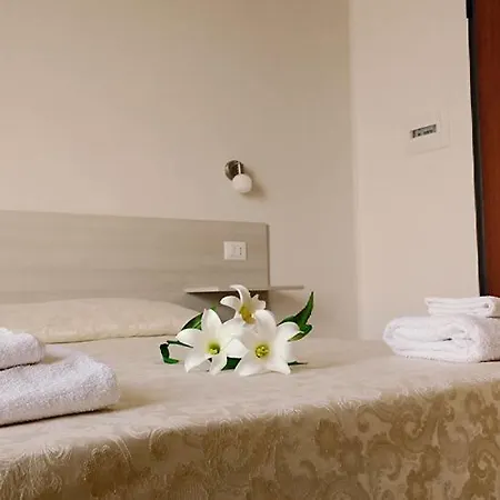 Al Giglio - Pensión 4*