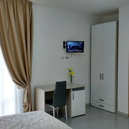 بيت ضيافة Al Giglio - كارياتي